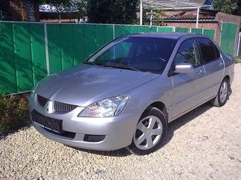 2005 Mitsubishi Lancer Pictures