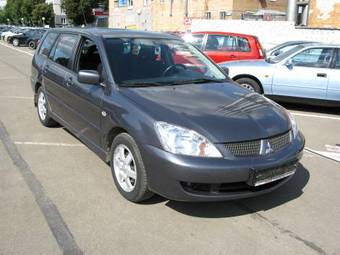 2005 Mitsubishi Lancer Images