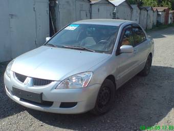 2005 Mitsubishi Lancer Pictures