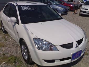 2005 Mitsubishi Lancer Photos