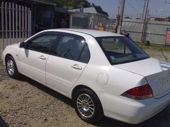 2005 Mitsubishi Lancer Pictures