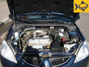 2005 Mitsubishi Lancer Photos