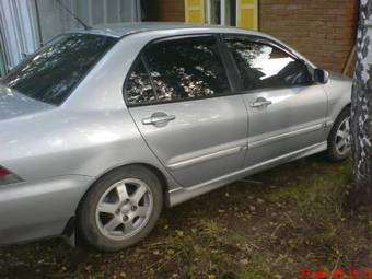2005 Mitsubishi Lancer Photos