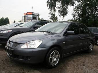 2005 Mitsubishi Lancer Pictures