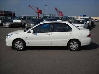 2005 Mitsubishi Lancer Pictures