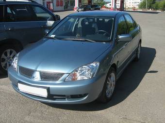 2005 Mitsubishi Lancer Pics