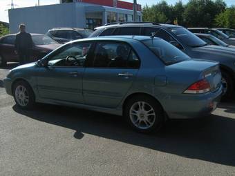 2005 Mitsubishi Lancer Pictures