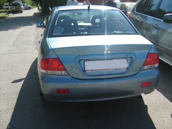 2005 Mitsubishi Lancer Photos