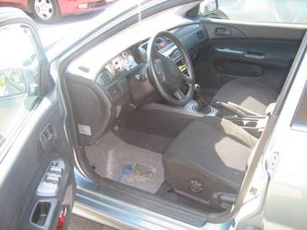 2005 Mitsubishi Lancer Pictures