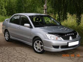 2005 Mitsubishi Lancer Photos