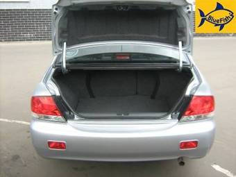 2005 Mitsubishi Lancer Photos