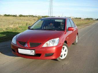 2005 Mitsubishi Lancer Pictures