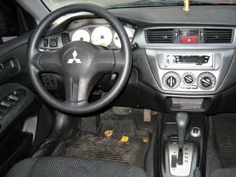 2006 Mitsubishi Lancer Pics