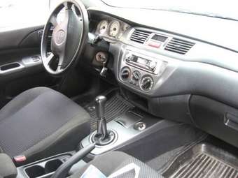 2006 Mitsubishi Lancer Pictures