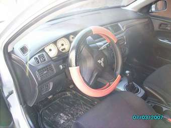 2006 Mitsubishi Lancer Images