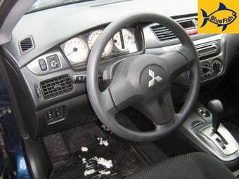 2006 Mitsubishi Lancer Photos