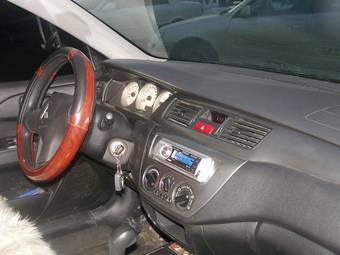 2006 Mitsubishi Lancer Pictures