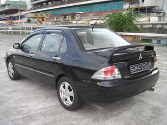 2006 Mitsubishi Lancer Photos