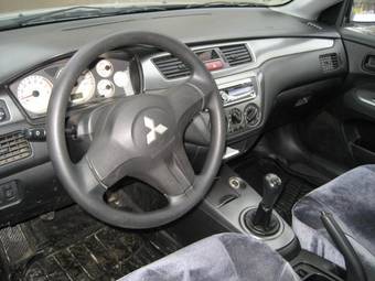 2006 Mitsubishi Lancer Photos
