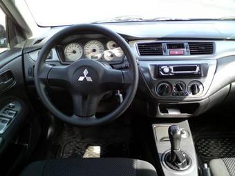 2006 Mitsubishi Lancer Photos