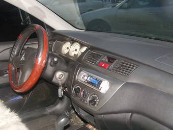 2006 Mitsubishi Lancer Photos