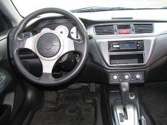 2006 Mitsubishi Lancer Images