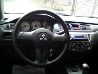 2006 Mitsubishi Lancer Photos