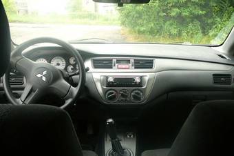 2006 Mitsubishi Lancer Photos