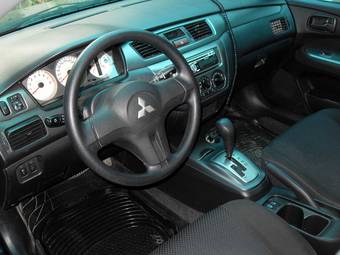 2006 Mitsubishi Lancer Photos