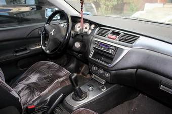 2006 Mitsubishi Lancer Photos