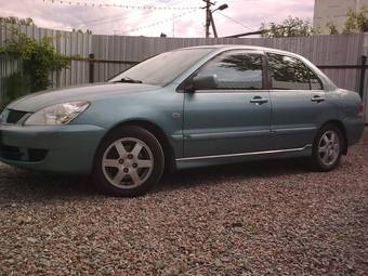 2006 Mitsubishi Lancer Photos