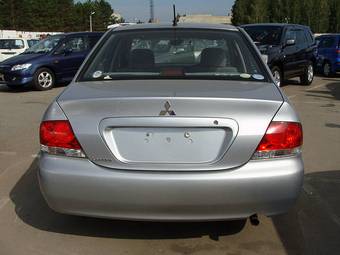 2006 Mitsubishi Lancer Photos