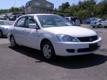 2006 Mitsubishi Lancer Photos