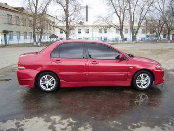 2006 Mitsubishi Lancer Photos