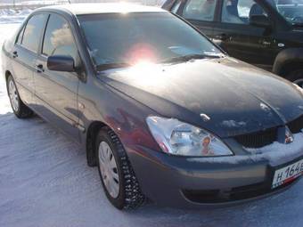 2007 Mitsubishi Lancer Photos
