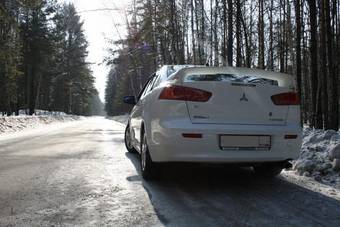2007 Mitsubishi Lancer Photos