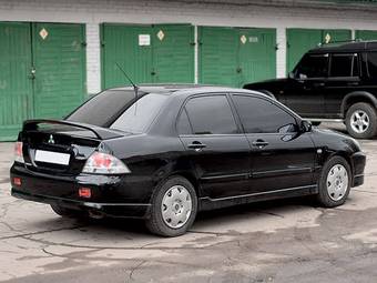 2007 Mitsubishi Lancer Photos