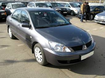 2007 Mitsubishi Lancer Photos