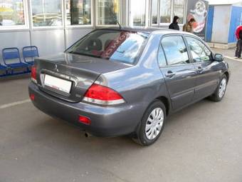 2007 Mitsubishi Lancer Photos