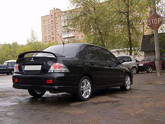 2007 Mitsubishi Lancer Pictures
