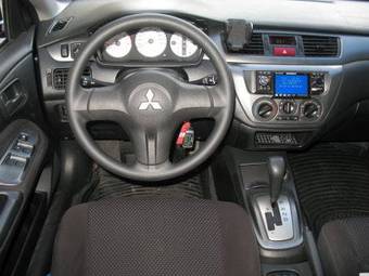 2007 Mitsubishi Lancer Pictures