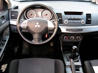 2007 Mitsubishi Lancer Pictures
