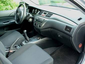 2007 Mitsubishi Lancer Pictures