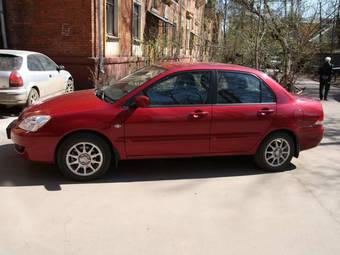 2007 Mitsubishi Lancer Photos