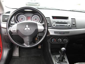 2007 Mitsubishi Lancer Photos