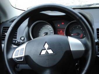 2008 Mitsubishi Lancer Photos