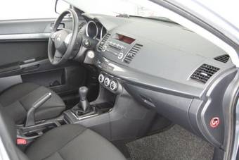 2008 Mitsubishi Lancer Photos