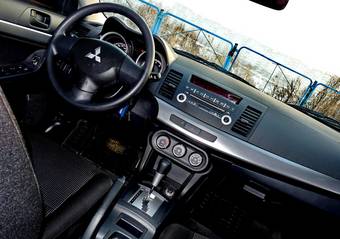 2008 Mitsubishi Lancer Pics