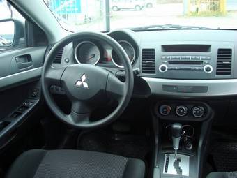 2008 Mitsubishi Lancer Images