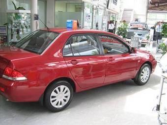 2009 Mitsubishi Lancer Photos